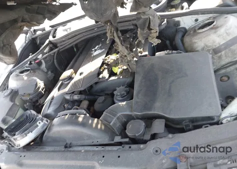 2005 BMW 325Xi from USA, damaged, VIN WBAEU334X5PR14889